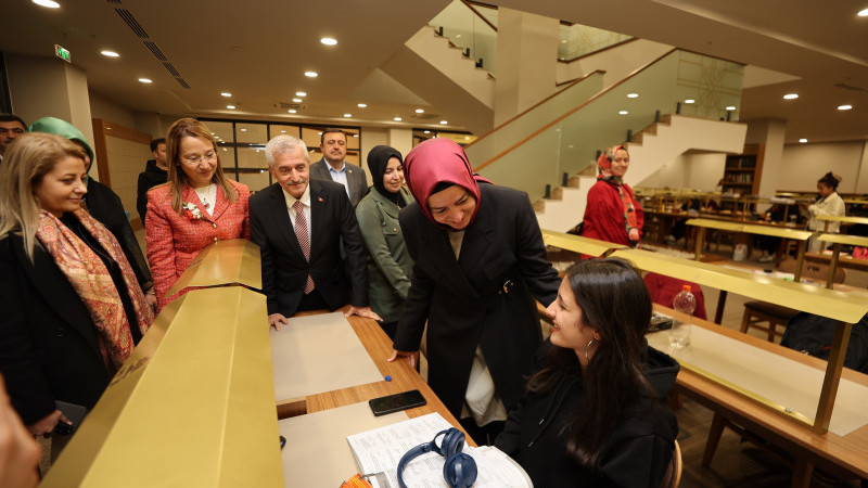 Kaya, Şahinbey Belediyesi’nin hizmetlerini takdir etti