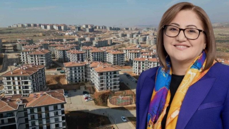 Başkan Şahin'den büyük müjde: 4 ve Üzeri Çocuklu Ailelere Kurasız Konut Fırsatı