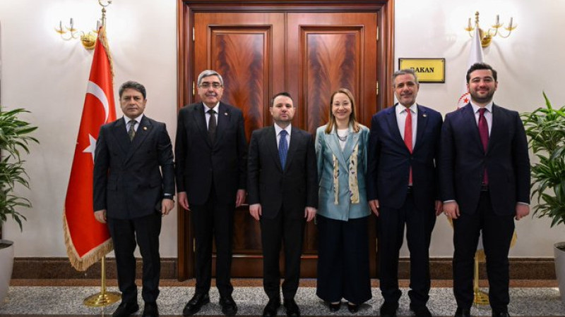 Bakan Gürlek’e hayırlı olsun ziyareti