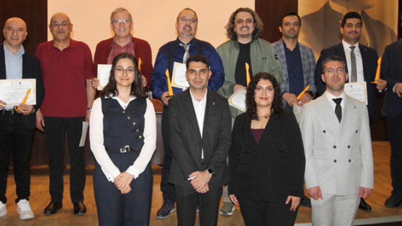 GAÜN Hastanesi’nde “Altın Neşter Ödülleri” töreni düzenlendi