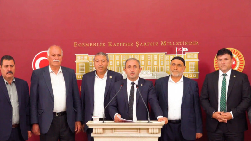 HÜDA PAR Milletvekili Demir Şanlıurfalı aşiret temsilcilerini Meclis’te ağırladı