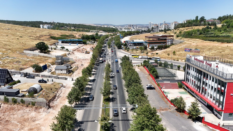 GAZİANTEP BÜYÜKŞEHİR ASFALT ÇALIŞMALARINA ARALIKSIZ DEVAM EDİYOR