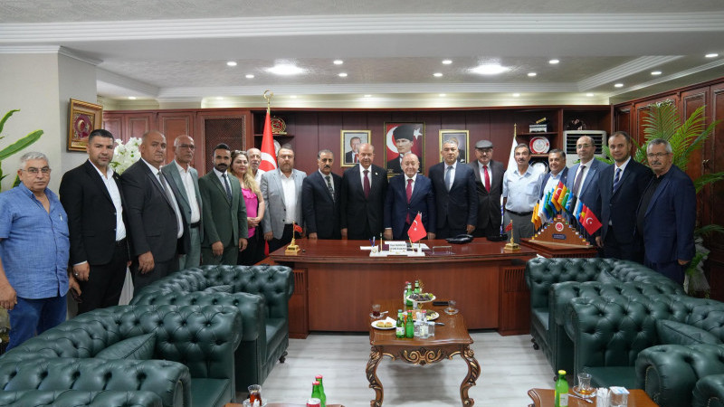Ersin Tatar’dan Gaziantep Esnaf ve Sanatkârları Odaları Birliği’ne ziyaret
