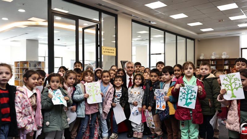 Şahinbey Millet Kütüphanesi’ne yoğun ilgi