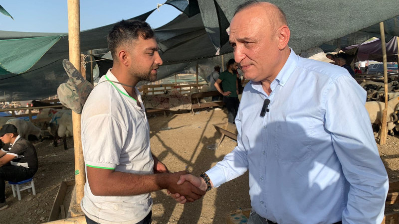 HAYVAN PAZARLARINDA UMUT DEĞİL, BORÇ SATILIYOR!