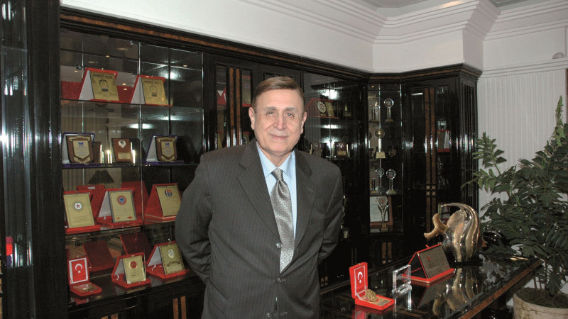 Duayen Sanayici M. Naci Topçuoğlu anılacak