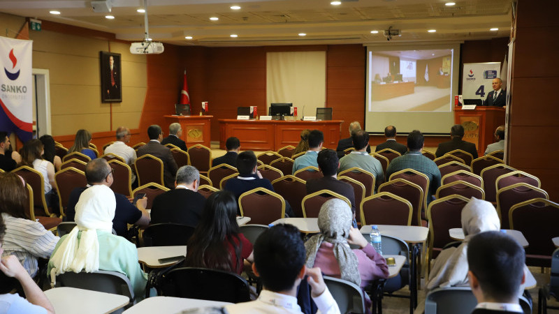 SANKO ÜNİVERSİTESİ’NDE ROMATOLOJİ SEMPOZYUMU DÜZENLENDİ