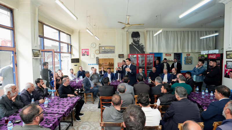 YILMAZ: “KİMİN HANGİ PARTİDEN OLDUĞUYLA İLGİLENMİYORUZ”