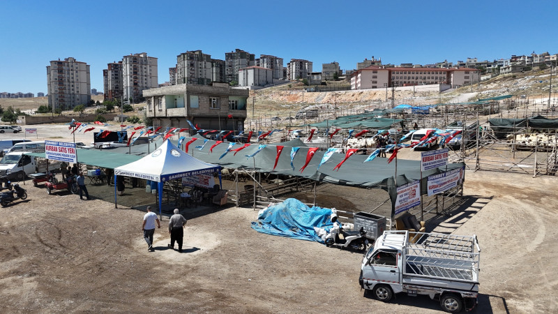 Şahinbey bayrama hazır
