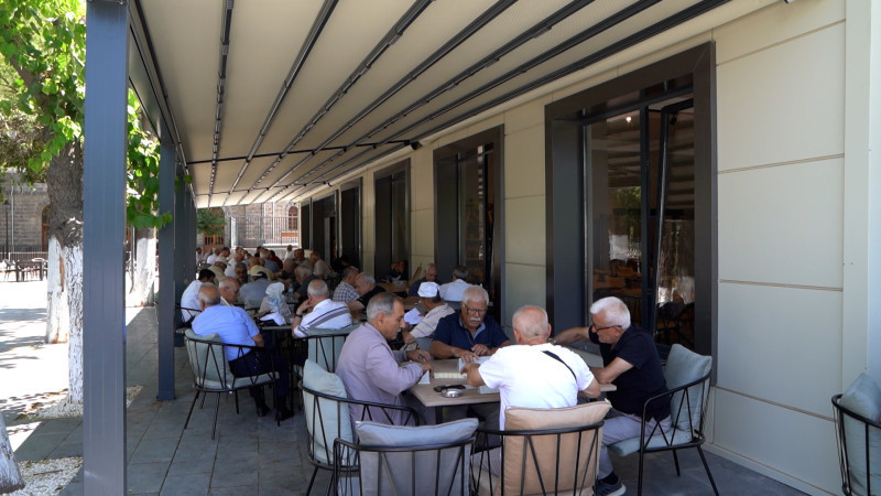 EMEKLİLER LOKALİNE KISA SÜREDE YOĞUN İLGİ