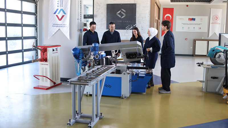 HKÜ yeni ön lisans ve lisans programlarıyla büyümeye devam ediyor