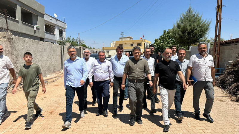 Ali Şahin arı gibi: 9 ilçe ve 96 köyü ziyaret etti