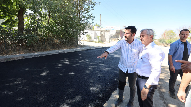 ŞAHİNBEY’DE ASFALT ÇALIŞMALARI SÜRÜYOR