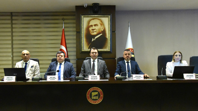 GSO VE İKA İŞ BİRLİĞİNDE YEREL KALKINMA HAMLESİ TEŞVİK PROGRAMI BİLGİLENDİRME TOPLANTISI DÜZENLENDİ