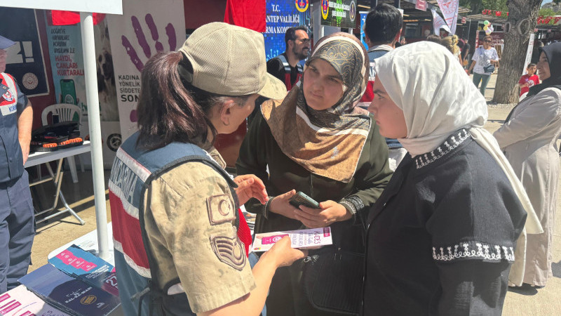 JANDARMA GAZİANTEP’TE KADES’İ TANITMAYA DEVAM EDİYOR
