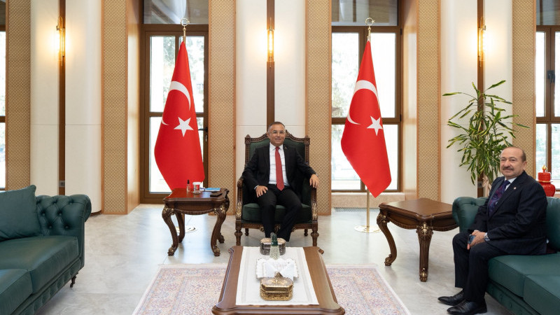 Memik Yılmaz’dan Vali Kemal Çeber’e ziyaret