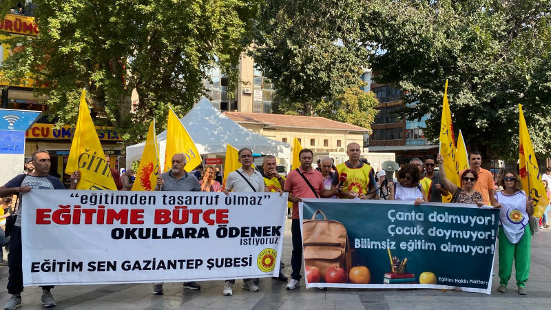 OKUL VE KIRTASİYE MASRAFLARI VELİLERİN SIRTINA YIKILMAMALIDIR!