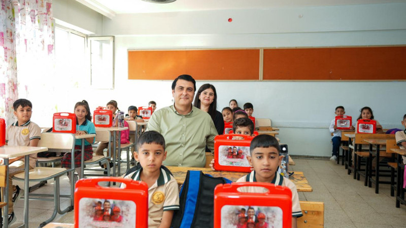 BAŞKAN YILMAZ YENİ EĞİTİM-ÖĞRETİM YILINI ÖĞRENCİLERLE KARŞILADI