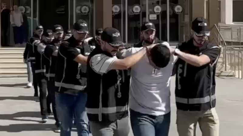 Usulsüz sağlık raporu operasyonu: 4 tutuklama