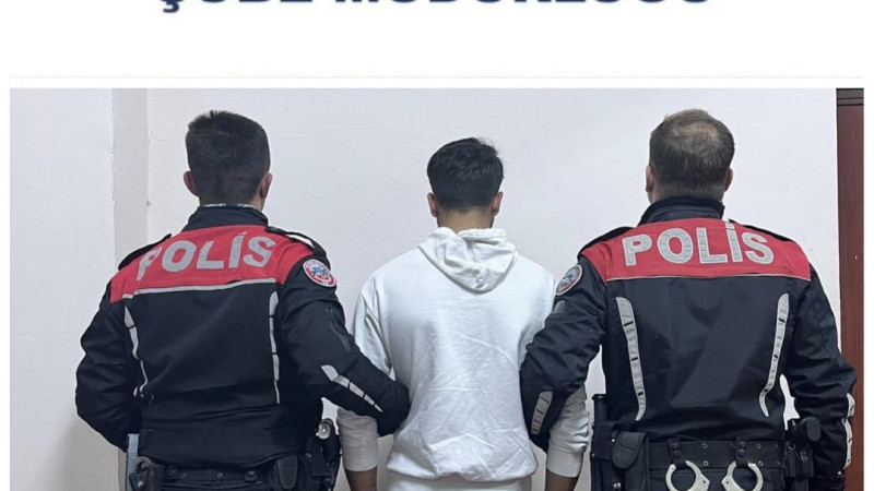 Suçüstü yakalandı
