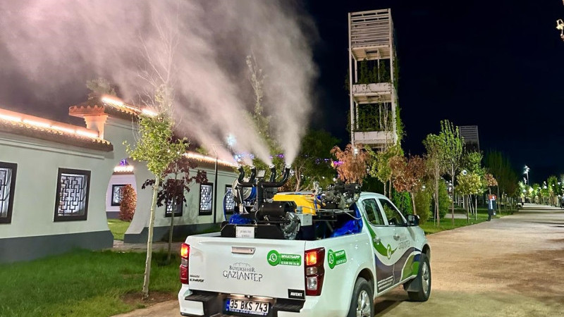 BÜYÜKŞEHİR, İLAÇLAMA ÇALIŞMALARINI ARTTIRDI