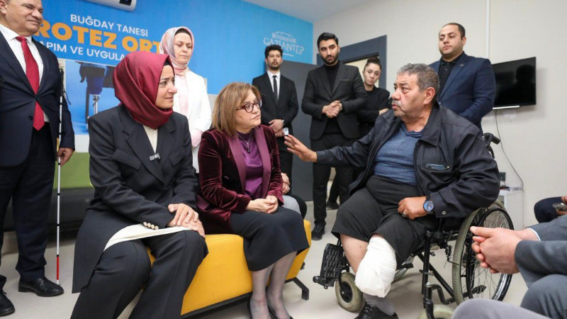 BU MERKEZ UMUT OLUYOR