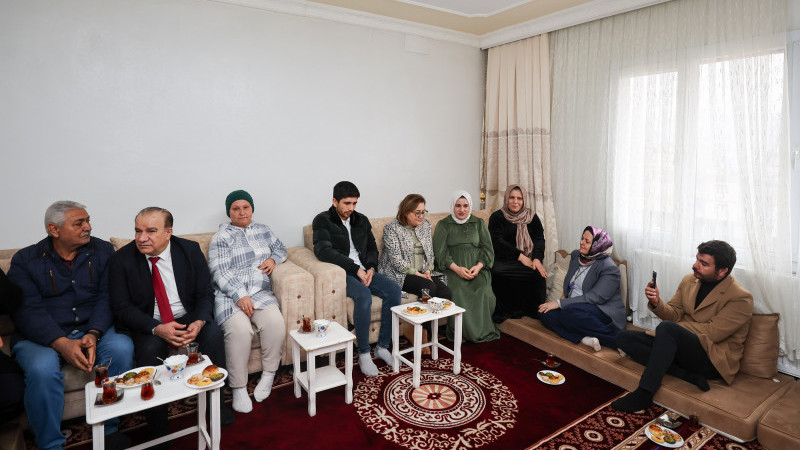 ŞAHİN, “BİR UMUT BİR CAN” PROJESİ’NDEN YARARLANAN ÇİFTİ ZİYARET ETTİ