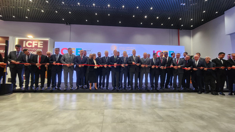 Dünyanın en prestijli halı fuarı açıldı