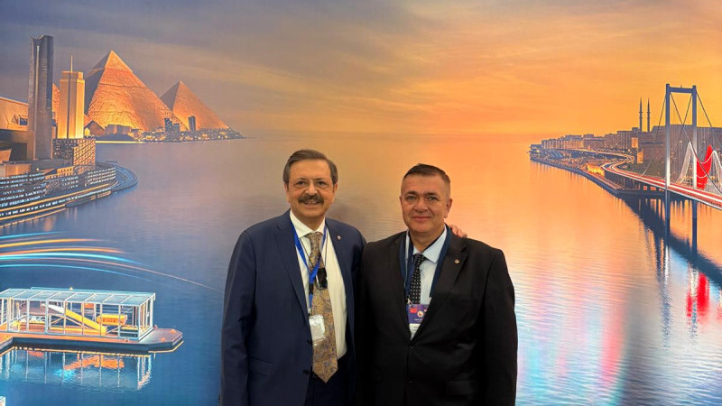 AKINCI, KAHİRE’DE TÜRKİYE–MISIR İŞ FORUMU’NA KATILDI