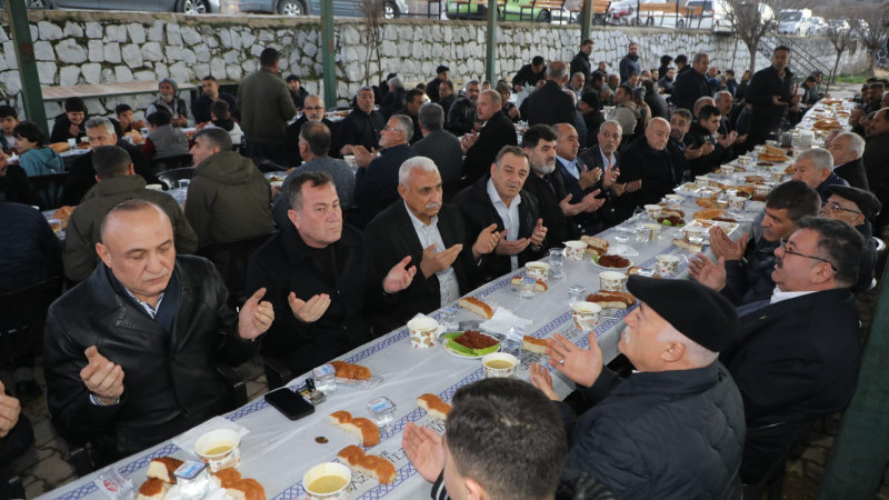 Başkan Doğan, Salkımlılar Derneği’nin iftar sofrasına konuk oldu
