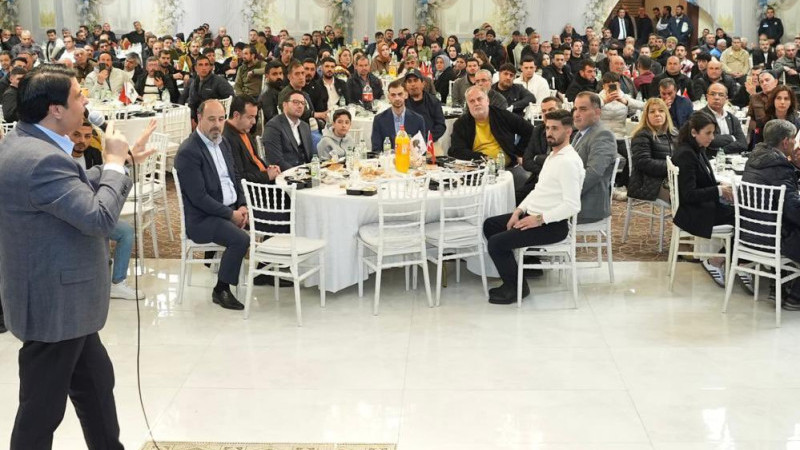 Başkan Yılmaz mesai arkadaşlarıyla iftar açtı