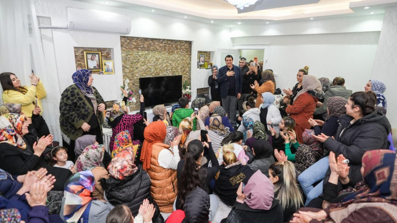 BAŞKAN YILMAZ’A MİTİNG GİBİ KARŞILAMA