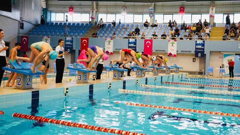 MİNİK KULAÇLAR ALLEBEN’DE BULUŞTU   