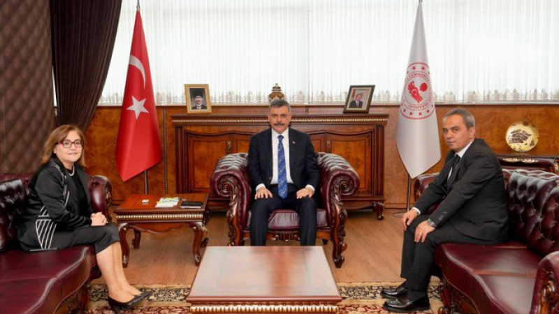 Şahin’den Bakan Çiftçi’ye ziyaret