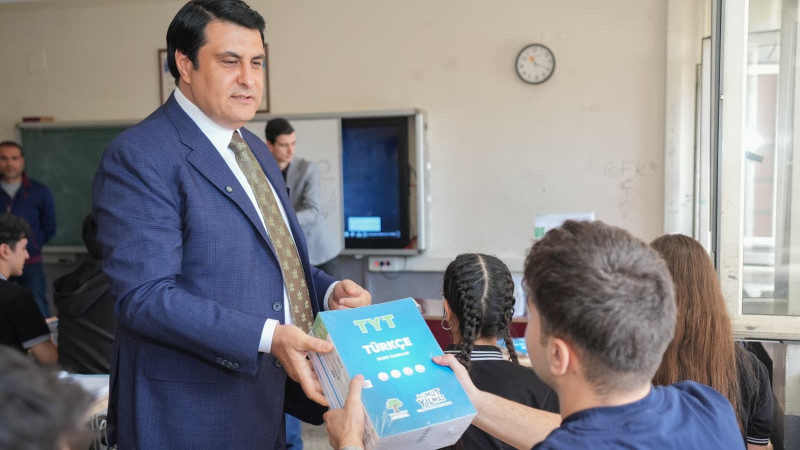 BAŞKAN YILMAZ’DAN ÜNİVERSİTE ADAYLARINA GÜÇLÜ DESTEK