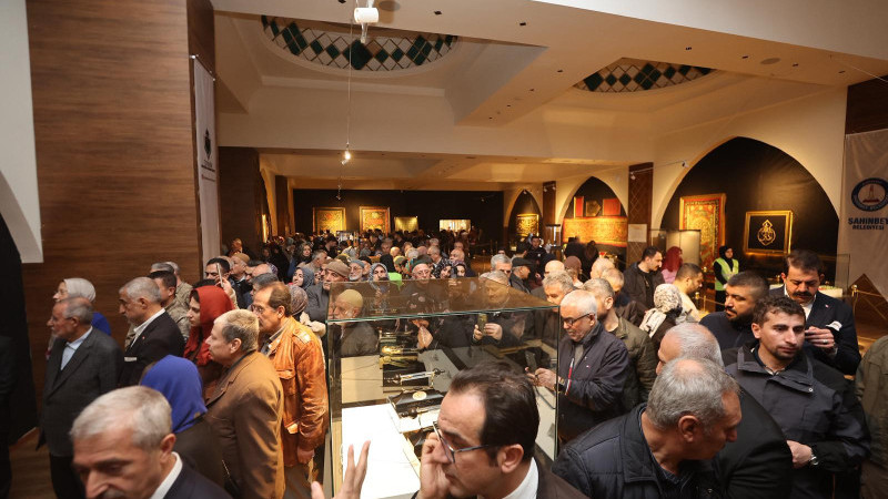 ŞAHİNBEY’DE MUKADDES EMANETLER SERGİSİ KAPILARINI AÇTI