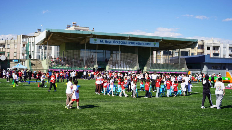 ŞEHİTKAMİL’DE “SPOR ŞENLİĞİ”NE YOĞUN İLGİ