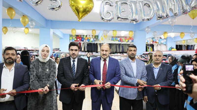 İYİLİK ÇARŞISI HİZMETE AÇILDI 