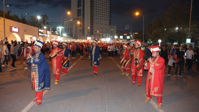 HALİLİYE MEHTERANI 19 MAYIS KORTEJİNE DAMGA VURDU