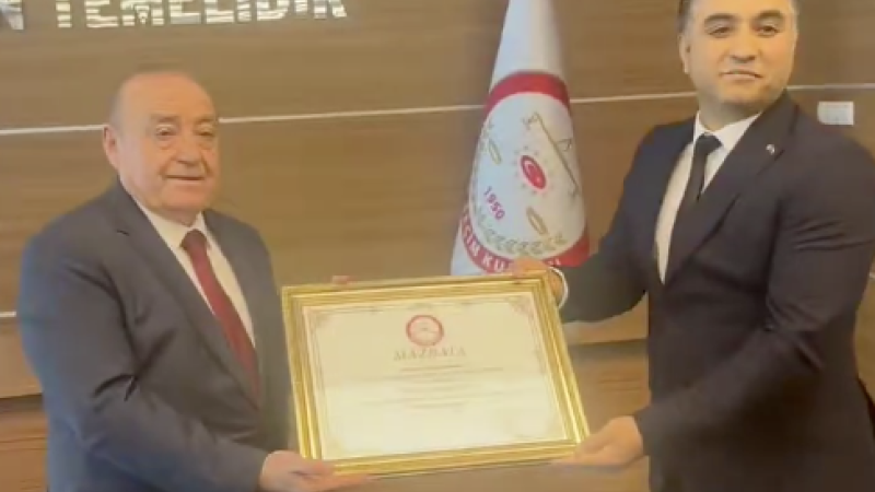 Ünal Akdoğan mazbatasını aldı