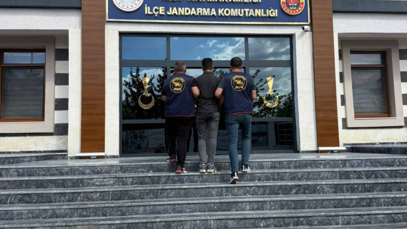Firari iki hükümlü yakalandı