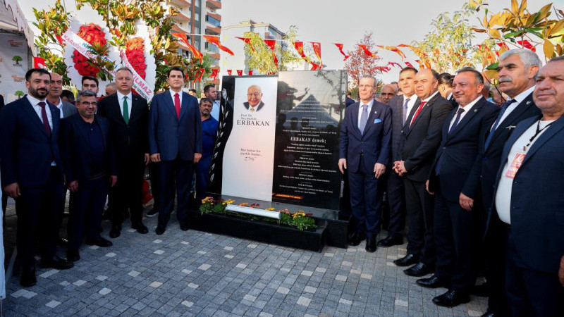 Prof. Dr. Necmettin Erbakan Parkı Şehitkamil'de hizmete açıldı