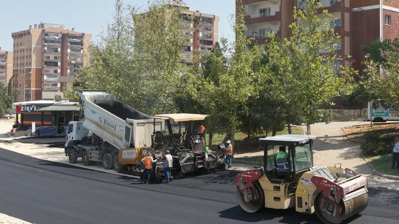 ŞEHİTKAMİL’DE YOL SEFERBERLİĞİ SÜRÜYOR