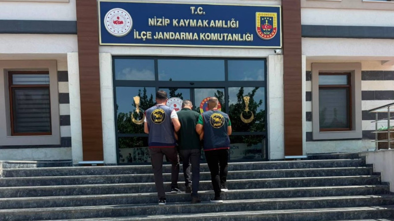 Aranan iki firari yakalandı