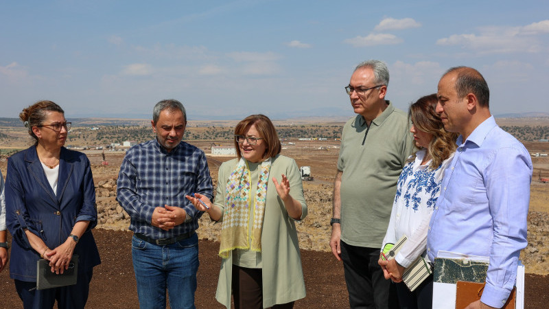 BAŞKAN ŞAHİN, YENİ TUGAY ALANINDA ÇALIŞMALARI İNCELEDİ