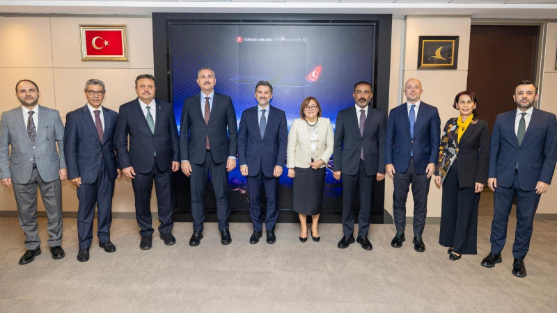 Gaziantep’in hava ulaşımı için önemli temaslar