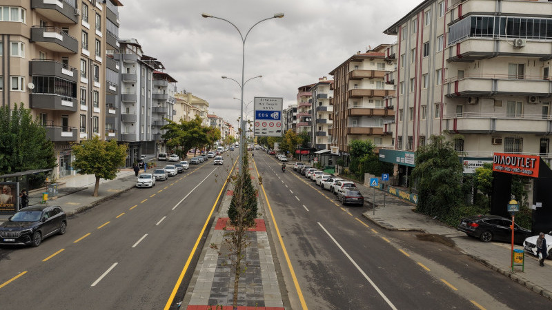 İki ana arterde yenileme mesaisi bitti